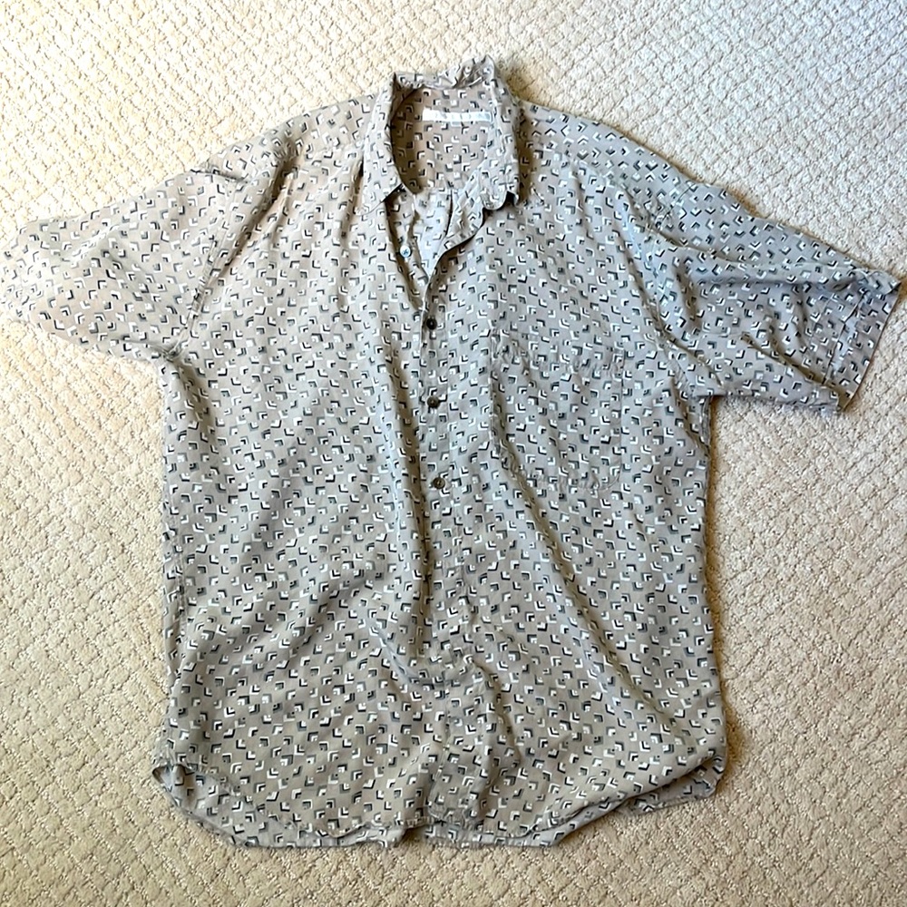 Men’s Short Sleeve Button Down